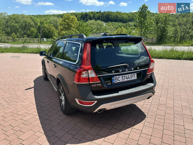 Чорний Вольво ХС70, об'ємом двигуна 2.4 л та пробігом 201 тис. км за 15500 $, фото 3 на Automoto.ua