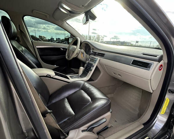 Коричневий Вольво ХС70, об'ємом двигуна 2.4 л та пробігом 303 тис. км за 14000 $, фото 15 на Automoto.ua