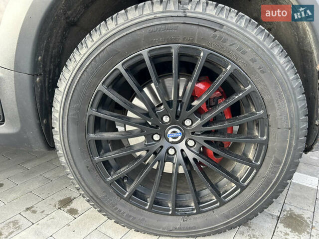 Коричневий Вольво ХС70, об'ємом двигуна 2.4 л та пробігом 303 тис. км за 14000 $, фото 19 на Automoto.ua