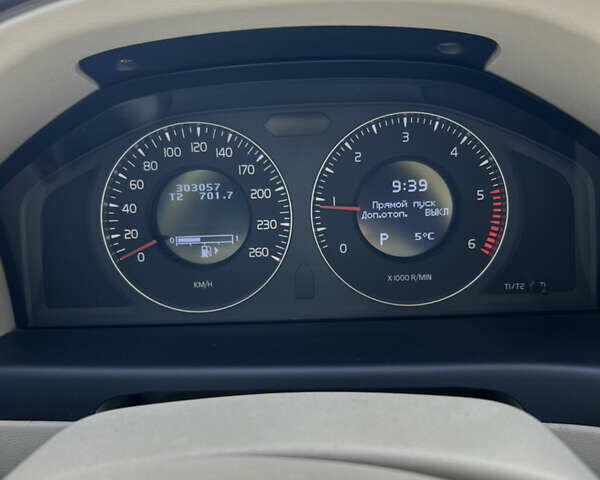 Коричневий Вольво ХС70, об'ємом двигуна 2.4 л та пробігом 303 тис. км за 14000 $, фото 8 на Automoto.ua