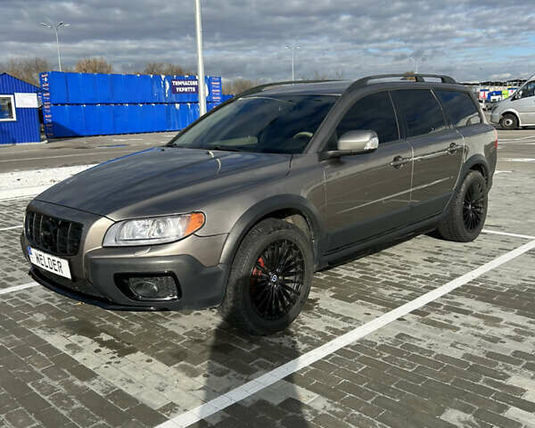 Коричневий Вольво ХС70, об'ємом двигуна 2.4 л та пробігом 303 тис. км за 14000 $, фото 2 на Automoto.ua