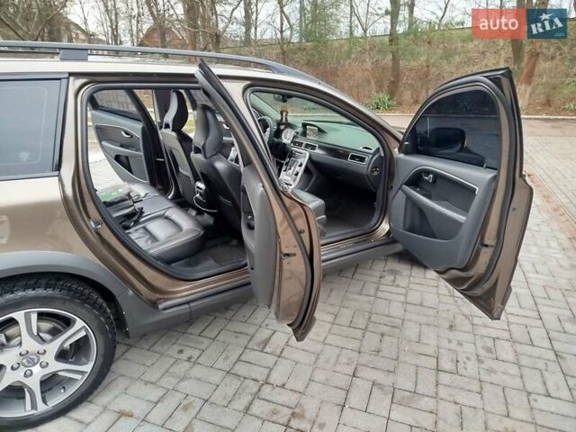 Коричневый Вольво ХС70, объемом двигателя 2.4 л и пробегом 248 тыс. км за 16350 $, фото 22 на Automoto.ua