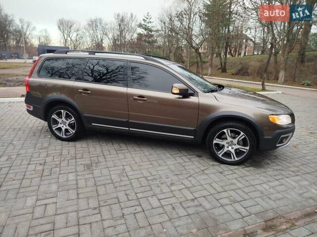 Коричневый Вольво ХС70, объемом двигателя 2.4 л и пробегом 248 тыс. км за 16350 $, фото 4 на Automoto.ua