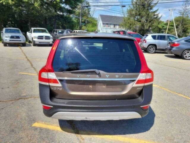 Коричневий Вольво ХС70, об'ємом двигуна 3.2 л та пробігом 73 тис. км за 7350 $, фото 4 на Automoto.ua