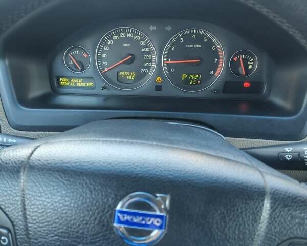 Червоний Вольво ХС70, об'ємом двигуна 2.5 л та пробігом 295 тис. км за 8500 $, фото 8 на Automoto.ua