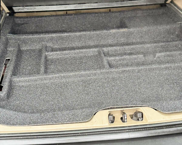 Красный Вольво ХС70, объемом двигателя 2.95 л и пробегом 301 тыс. км за 15500 $, фото 8 на Automoto.ua