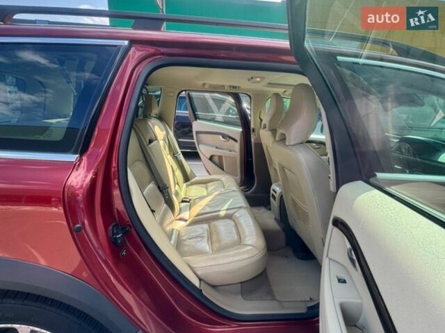 Червоний Вольво ХС70, об'ємом двигуна 2.95 л та пробігом 208 тис. км за 12500 $, фото 17 на Automoto.ua