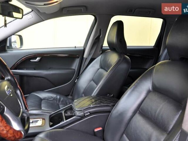 Вольво ХС70, объемом двигателя 2.4 л и пробегом 258 тыс. км за 11999 $, фото 16 на Automoto.ua