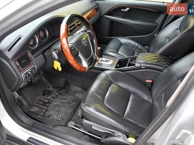 Вольво ХС70, объемом двигателя 2.4 л и пробегом 258 тыс. км за 11999 $, фото 14 на Automoto.ua