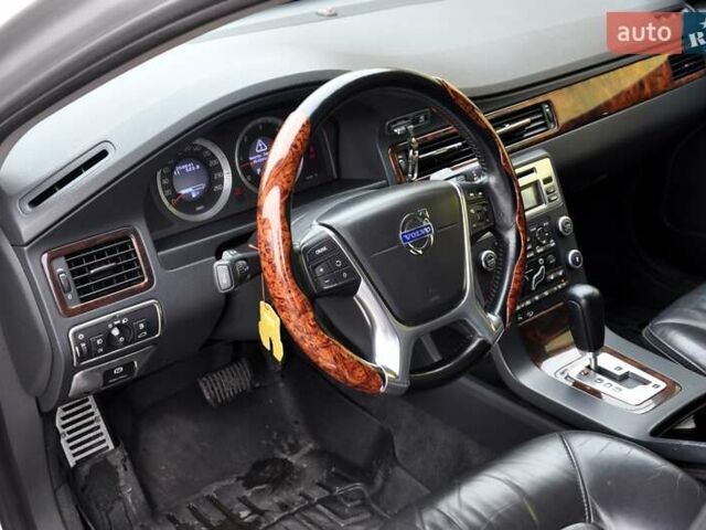 Вольво ХС70, объемом двигателя 2.4 л и пробегом 258 тыс. км за 11999 $, фото 15 на Automoto.ua