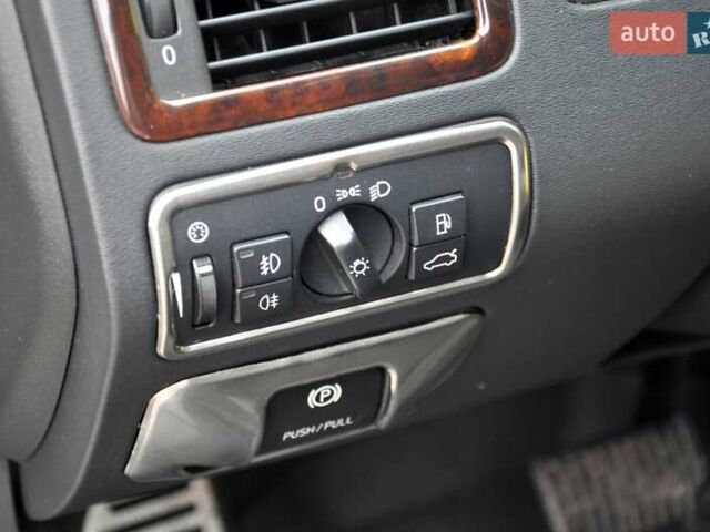 Вольво ХС70, объемом двигателя 2.4 л и пробегом 258 тыс. км за 11999 $, фото 29 на Automoto.ua