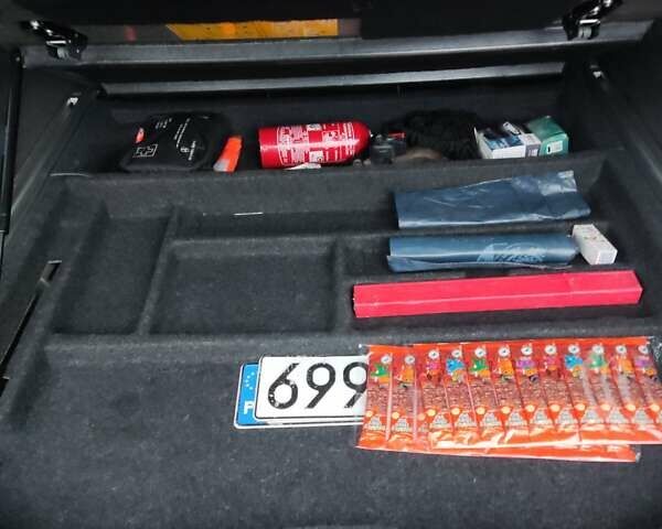 Вольво ХС70, об'ємом двигуна 1.98 л та пробігом 313 тис. км за 11000 $, фото 12 на Automoto.ua