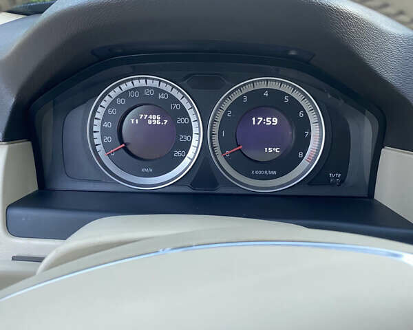 Вольво ХС70, объемом двигателя 3.2 л и пробегом 99 тыс. км за 11300 $, фото 9 на Automoto.ua