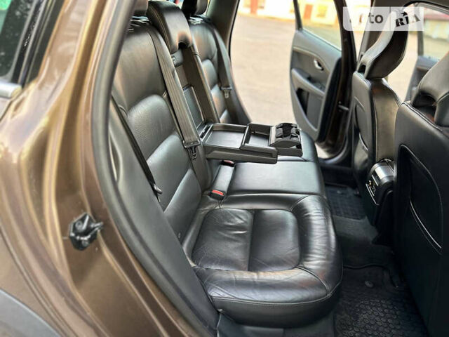 Вольво ХС70, объемом двигателя 2.4 л и пробегом 175 тыс. км за 18300 $, фото 9 на Automoto.ua