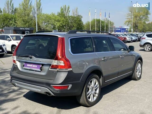 Вольво ХС70, объемом двигателя 2 л и пробегом 131 тыс. км за 17400 $, фото 4 на Automoto.ua
