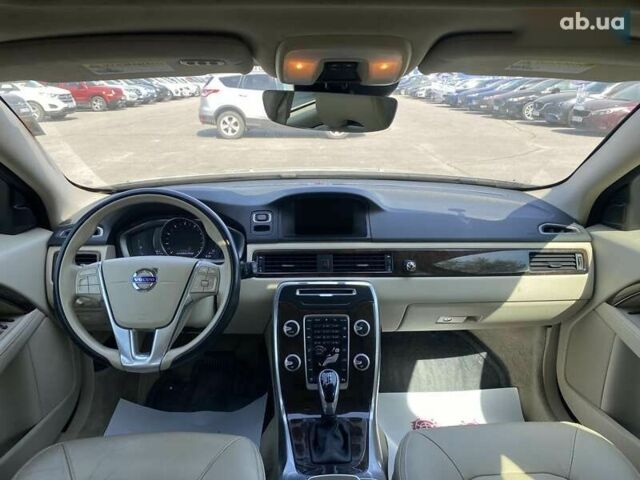 Вольво ХС70, объемом двигателя 2 л и пробегом 131 тыс. км за 17400 $, фото 15 на Automoto.ua