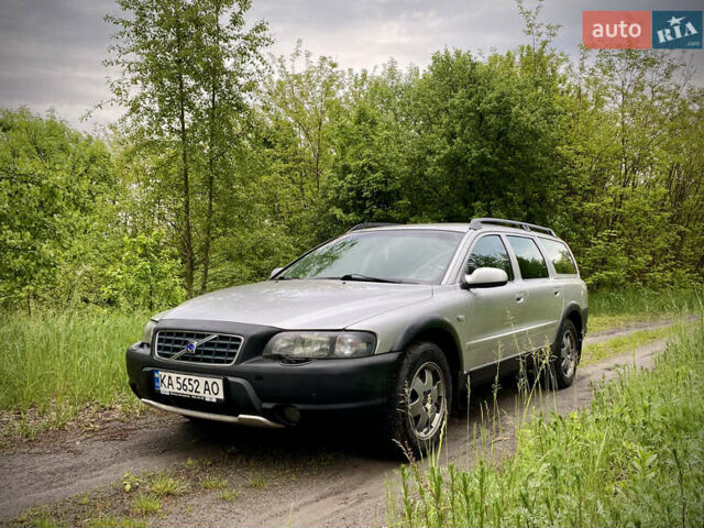 Сірий Вольво ХС70, об'ємом двигуна 2.44 л та пробігом 404 тис. км за 5000 $, фото 1 на Automoto.ua