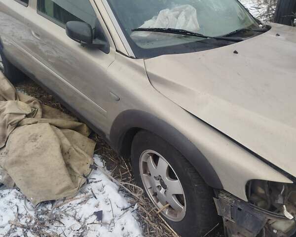 Сірий Вольво ХС70, об'ємом двигуна 2.4 л та пробігом 780 тис. км за 2500 $, фото 2 на Automoto.ua