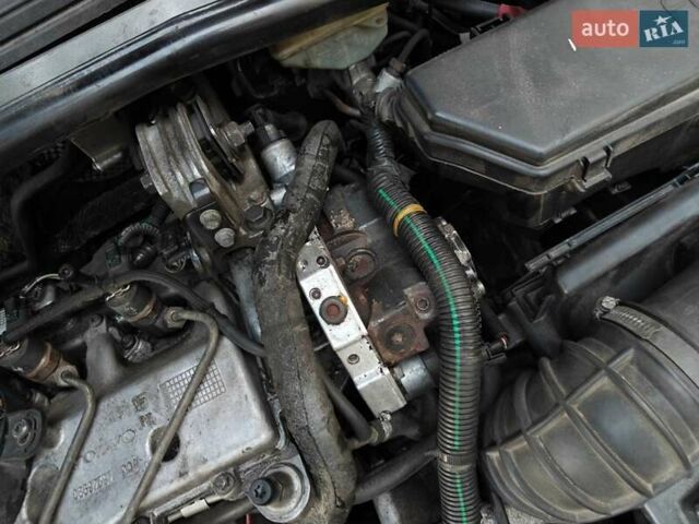 Серый Вольво ХС70, объемом двигателя 0 л и пробегом 400 тыс. км за 5200 $, фото 6 на Automoto.ua