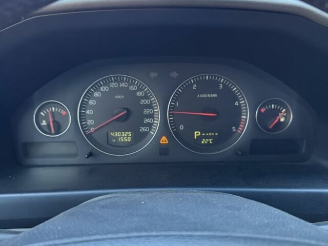Сірий Вольво ХС70, об'ємом двигуна 2.4 л та пробігом 430 тис. км за 3499 $, фото 5 на Automoto.ua