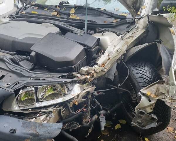 Серый Вольво ХС70, объемом двигателя 2.4 л и пробегом 566 тыс. км за 2900 $, фото 1 на Automoto.ua