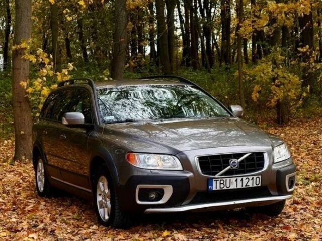 Серый Вольво ХС70, объемом двигателя 0 л и пробегом 270 тыс. км за 3000 $, фото 3 на Automoto.ua