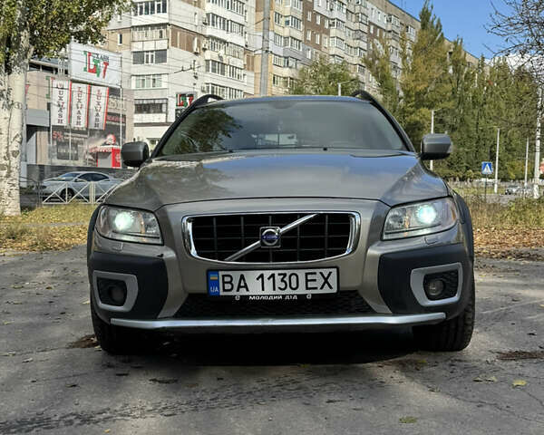 Сірий Вольво ХС70, об'ємом двигуна 3.19 л та пробігом 180 тис. км за 10600 $, фото 1 на Automoto.ua