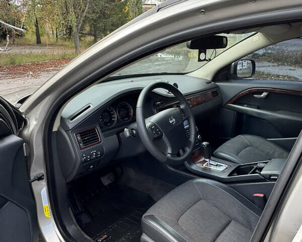 Сірий Вольво ХС70, об'ємом двигуна 3.19 л та пробігом 180 тис. км за 10600 $, фото 8 на Automoto.ua