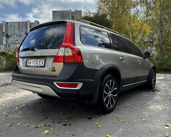 Сірий Вольво ХС70, об'ємом двигуна 3.19 л та пробігом 180 тис. км за 10600 $, фото 6 на Automoto.ua