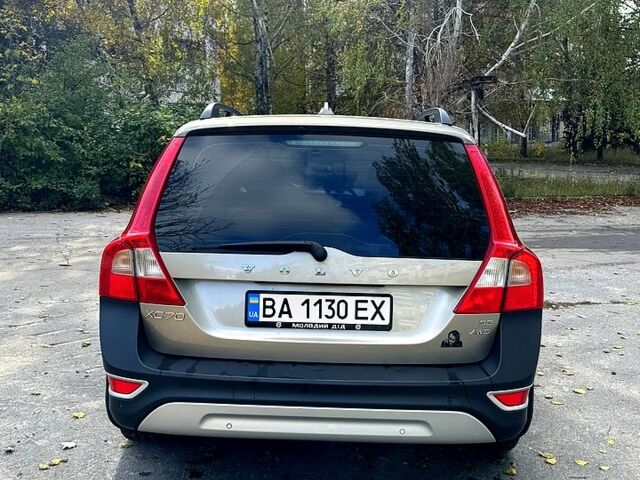 Сірий Вольво ХС70, об'ємом двигуна 3.2 л та пробігом 454 тис. км за 9000 $, фото 4 на Automoto.ua