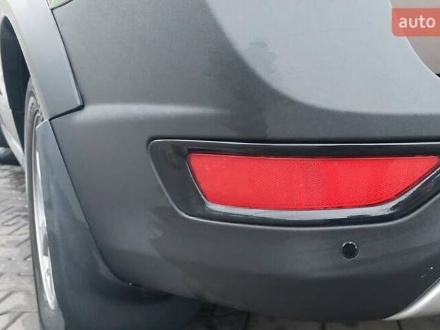 Серый Вольво ХС70, объемом двигателя 3.19 л и пробегом 265 тыс. км за 9500 $, фото 6 на Automoto.ua