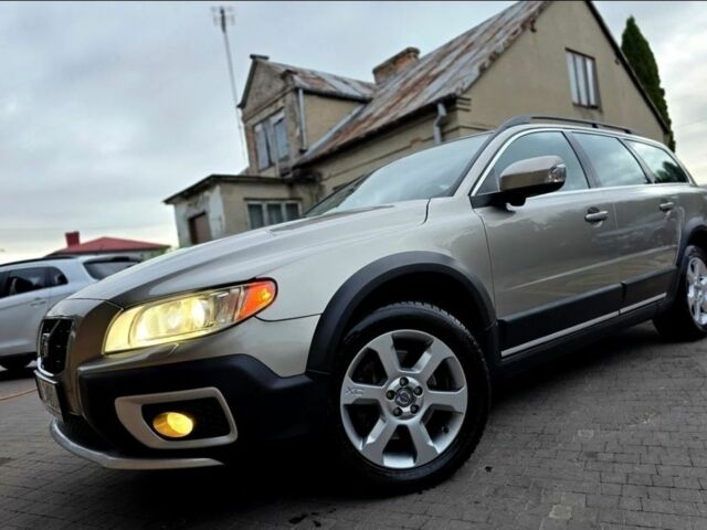 Серый Вольво ХС70, объемом двигателя 0 л и пробегом 283 тыс. км за 2900 $, фото 1 на Automoto.ua