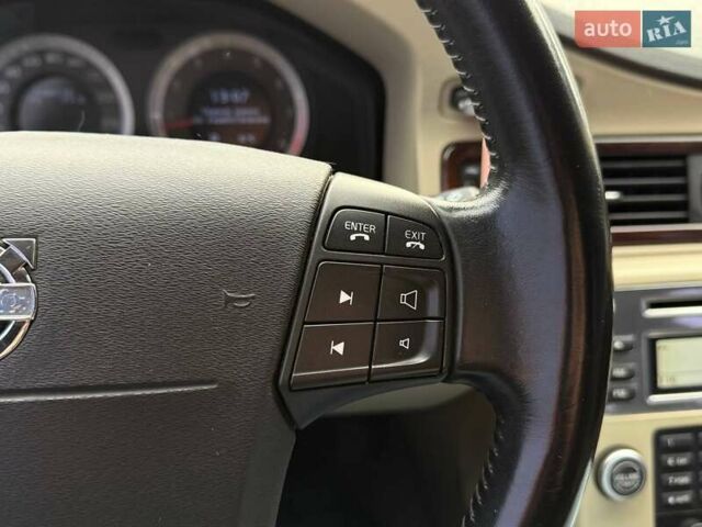 Серый Вольво ХС70, объемом двигателя 3.19 л и пробегом 208 тыс. км за 11990 $, фото 22 на Automoto.ua