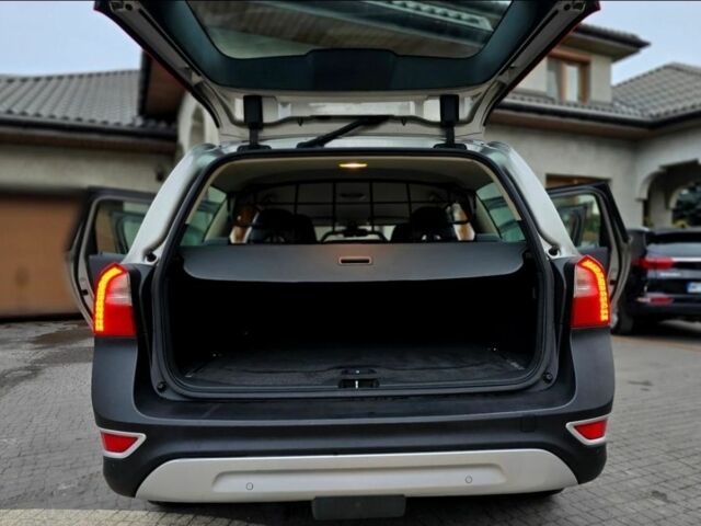 Серый Вольво ХС70, объемом двигателя 0 л и пробегом 283 тыс. км за 2900 $, фото 9 на Automoto.ua