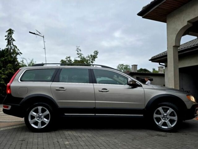 Серый Вольво ХС70, объемом двигателя 0 л и пробегом 283 тыс. км за 2900 $, фото 4 на Automoto.ua