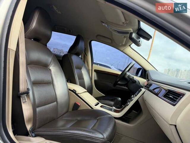 Серый Вольво ХС70, объемом двигателя 3.19 л и пробегом 208 тыс. км за 11990 $, фото 11 на Automoto.ua