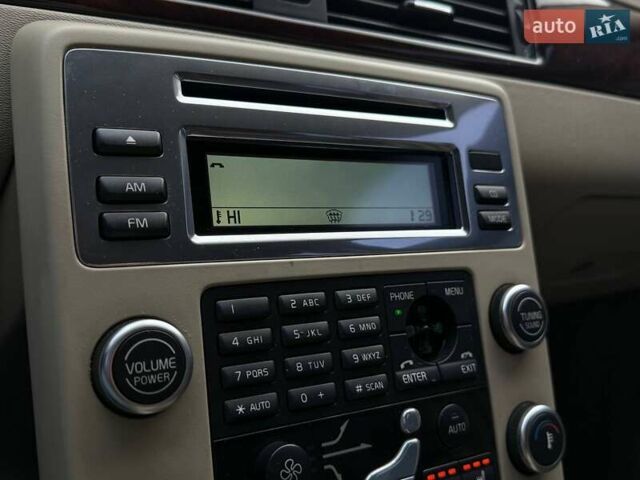 Серый Вольво ХС70, объемом двигателя 3.19 л и пробегом 208 тыс. км за 11990 $, фото 20 на Automoto.ua