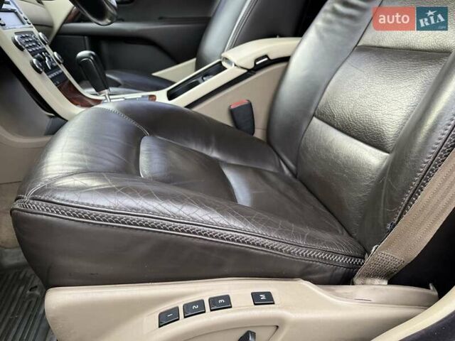 Серый Вольво ХС70, объемом двигателя 3.19 л и пробегом 208 тыс. км за 12000 $, фото 12 на Automoto.ua