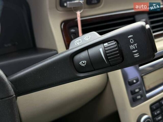 Серый Вольво ХС70, объемом двигателя 3.19 л и пробегом 208 тыс. км за 11990 $, фото 24 на Automoto.ua