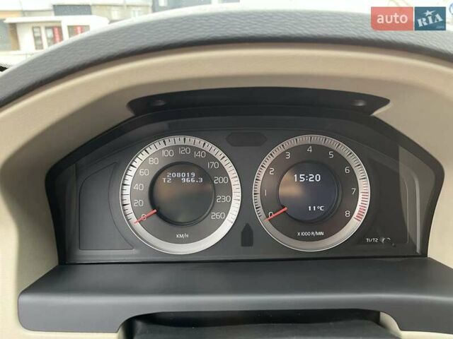 Серый Вольво ХС70, объемом двигателя 3.19 л и пробегом 208 тыс. км за 12000 $, фото 13 на Automoto.ua