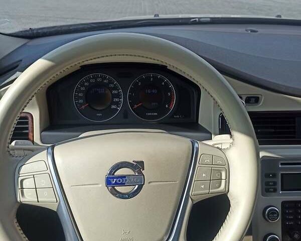 Сірий Вольво ХС70, об'ємом двигуна 2.4 л та пробігом 280 тис. км за 13500 $, фото 7 на Automoto.ua