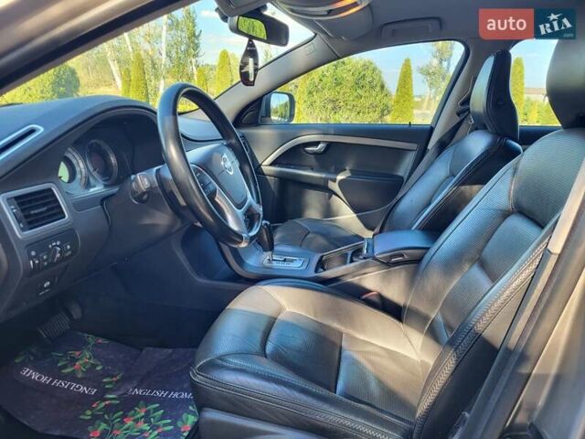 Серый Вольво ХС70, объемом двигателя 2.4 л и пробегом 250 тыс. км за 12500 $, фото 19 на Automoto.ua