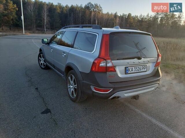 Серый Вольво ХС70, объемом двигателя 2.95 л и пробегом 273 тыс. км за 11800 $, фото 3 на Automoto.ua