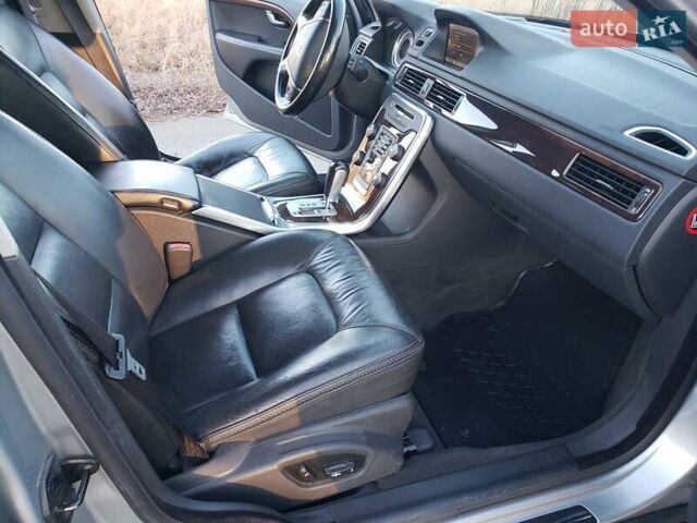 Серый Вольво ХС70, объемом двигателя 2.95 л и пробегом 273 тыс. км за 11800 $, фото 30 на Automoto.ua