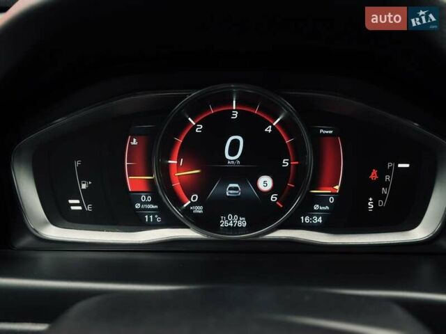 Серый Вольво ХС70, объемом двигателя 1.98 л и пробегом 254 тыс. км за 14700 $, фото 15 на Automoto.ua