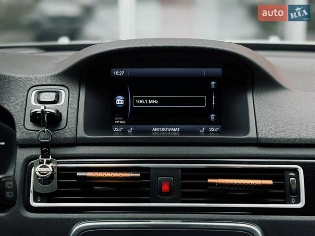 Серый Вольво ХС70, объемом двигателя 1.98 л и пробегом 254 тыс. км за 14700 $, фото 22 на Automoto.ua