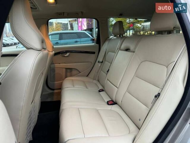 Серый Вольво ХС70, объемом двигателя 2.95 л и пробегом 206 тыс. км за 17990 $, фото 8 на Automoto.ua