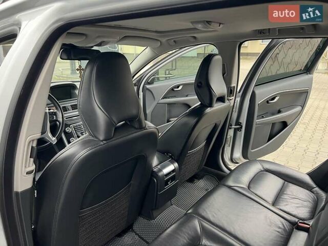 Серый Вольво ХС70, объемом двигателя 1.98 л и пробегом 250 тыс. км за 14999 $, фото 47 на Automoto.ua