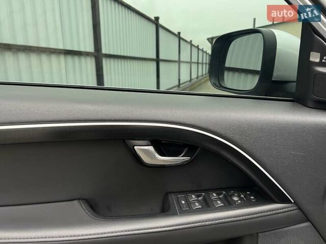 Серый Вольво ХС70, объемом двигателя 1.98 л и пробегом 250 тыс. км за 14999 $, фото 43 на Automoto.ua