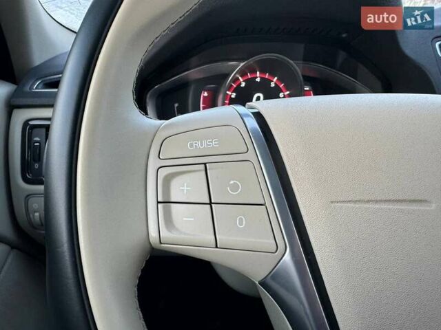 Серый Вольво ХС70, объемом двигателя 3 л и пробегом 206 тыс. км за 15490 $, фото 17 на Automoto.ua